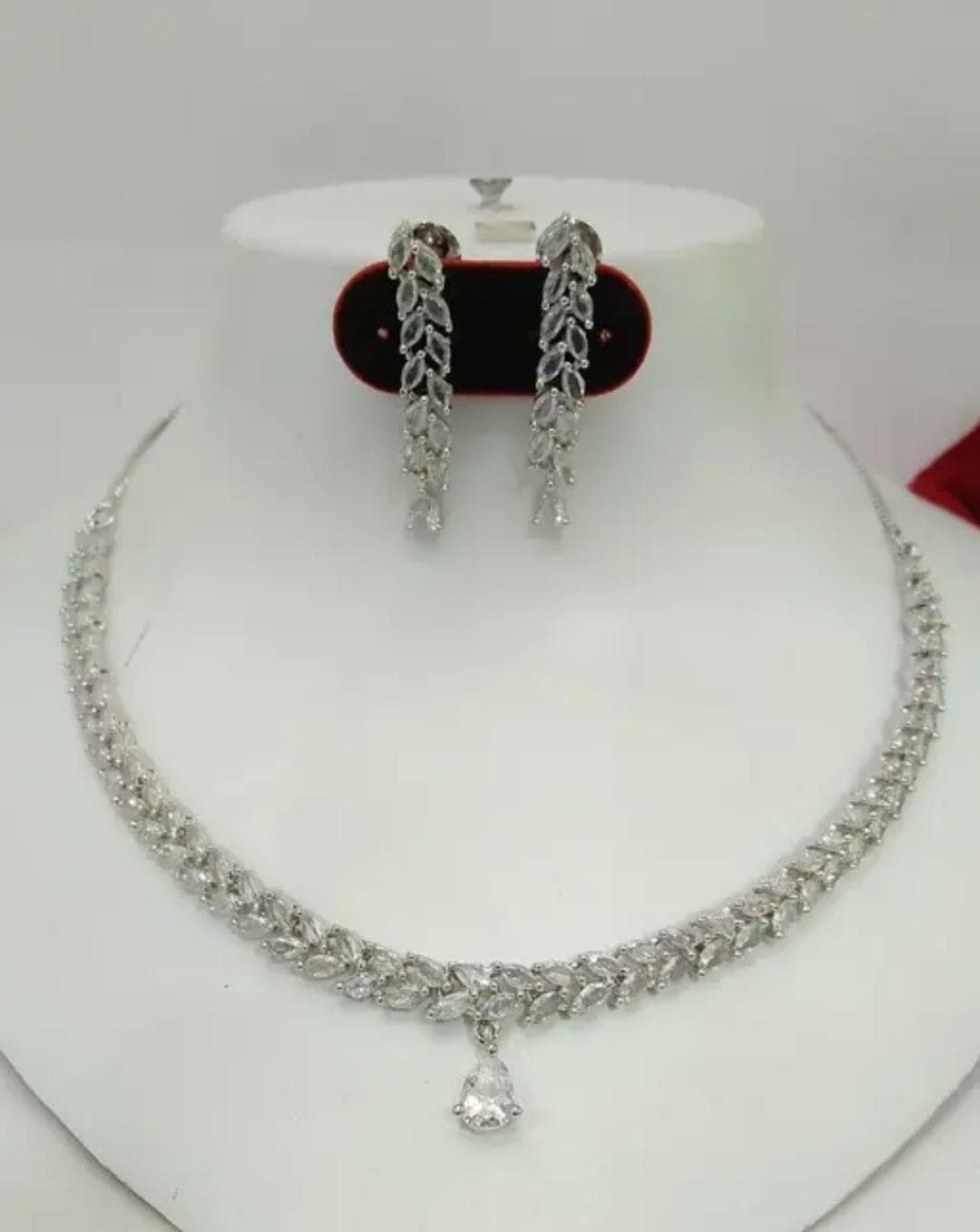 Royal Teardrop Symphony