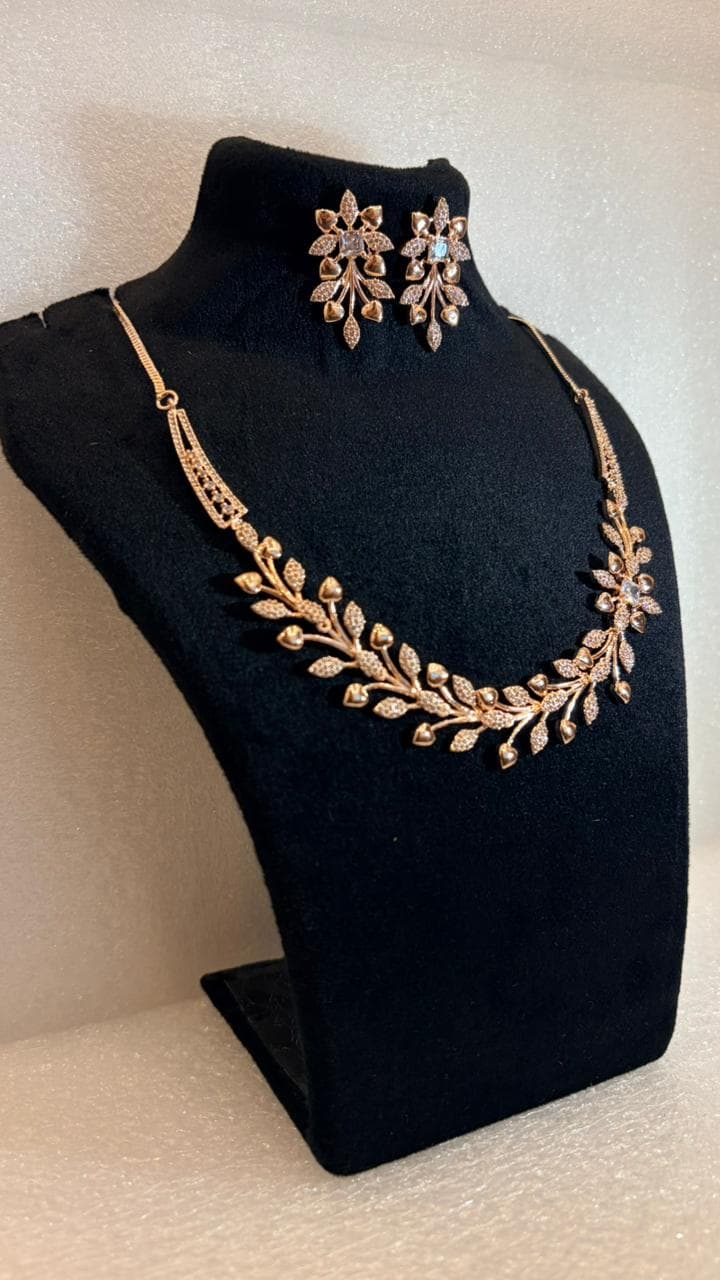 Golden Blossom Royale Set 3